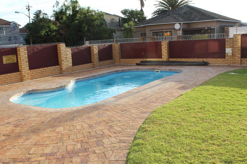 1 Bedroom Property for Sale in Churchill Estate Western Cape